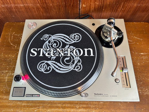 Platine vinyle analogique - platine,