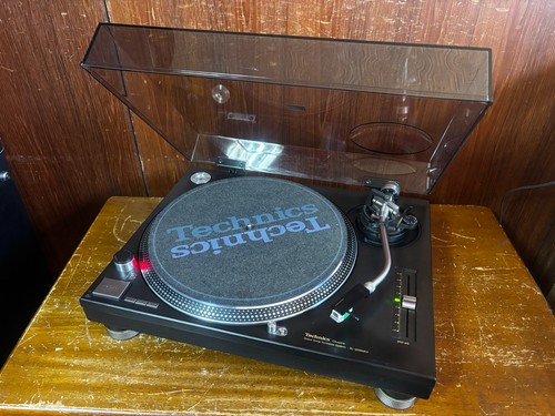 Platine vinyle analogique - platine, dj